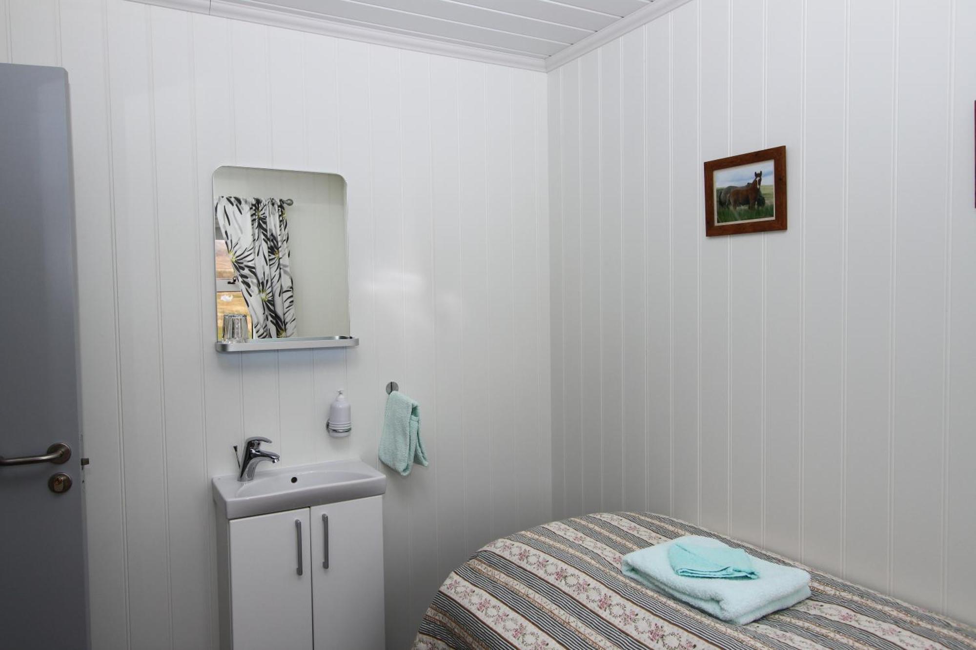 Guesthouse Steindorsstadir, West Iceland Reykholt  Bagian luar foto